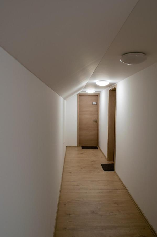Hotel Hisa Izabela Muta Exteriér fotografie