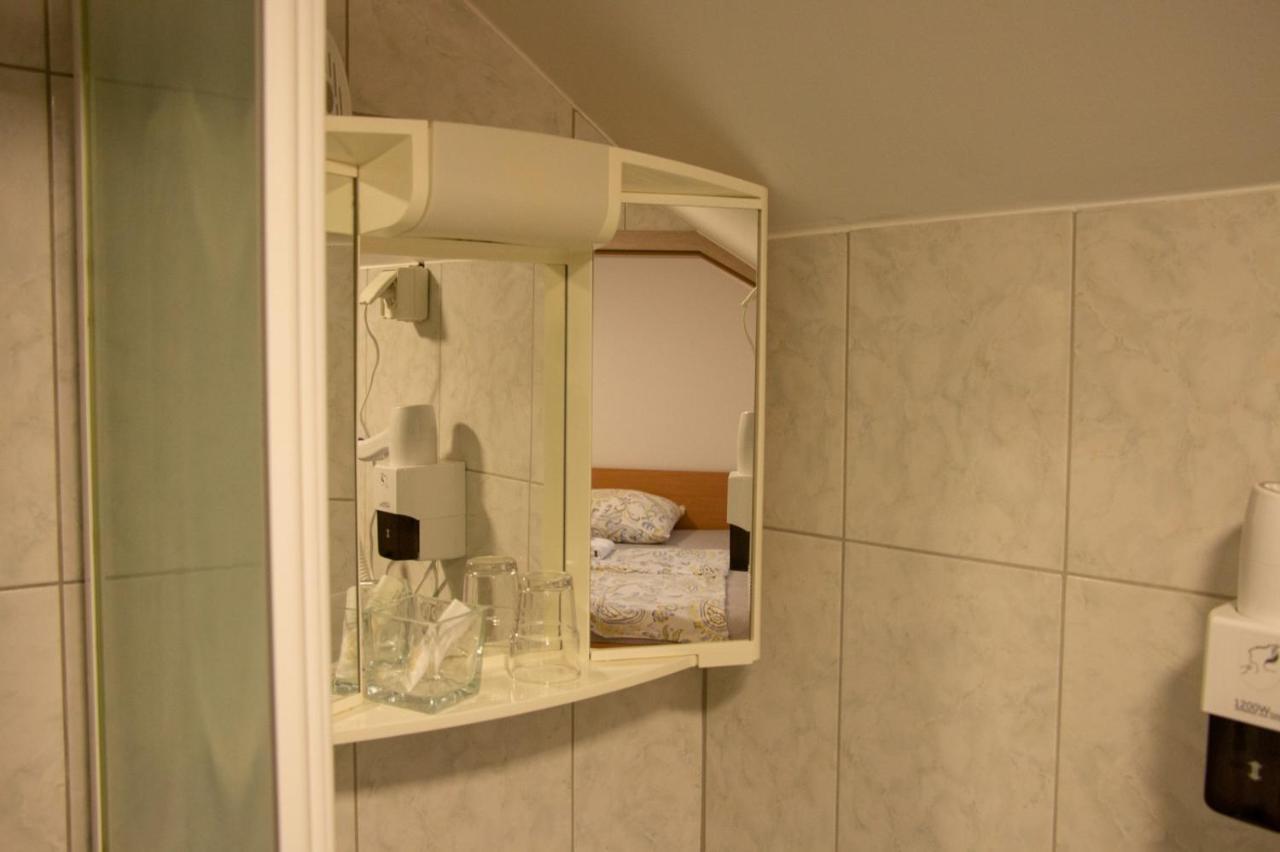 Hotel Hisa Izabela Muta Exteriér fotografie
